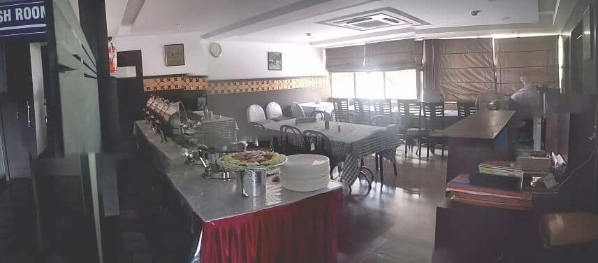 Hotel Siroy Lily, Guwahati 3